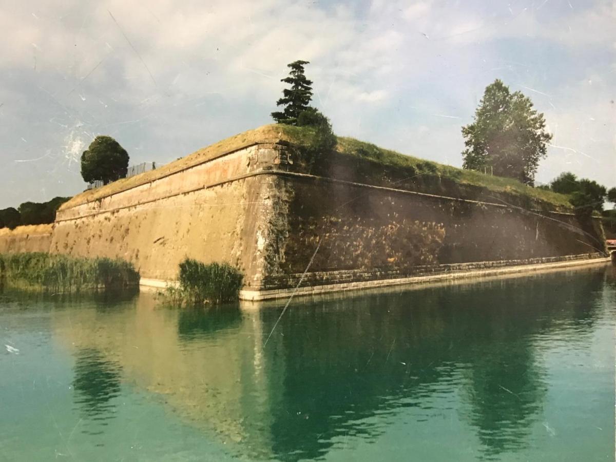 Appartamento Bastione San Marco Peschiera del Garda Bagian luar foto